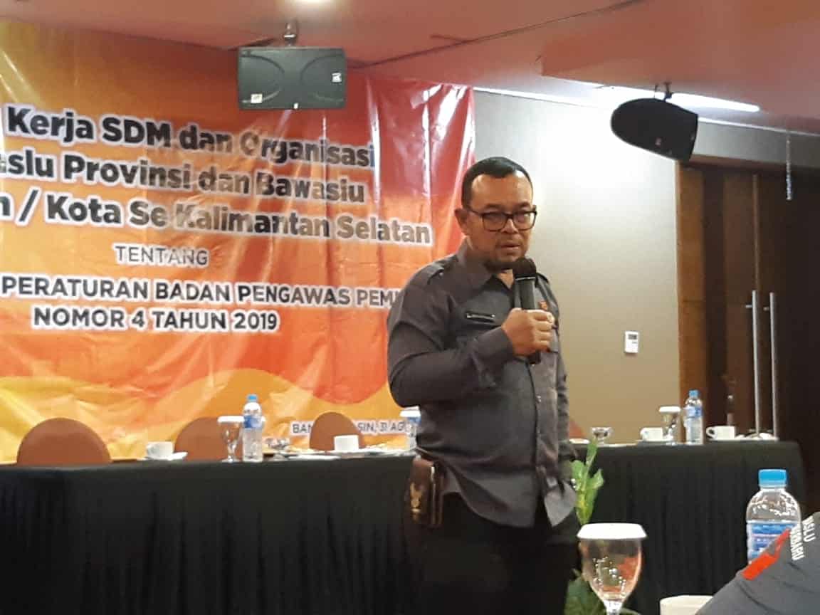 Gelar Rapat Kerja, Bawaslu Kalimantan Selatan Sosialisasikan Perbawaslu Nomor 4 Tahun 2020