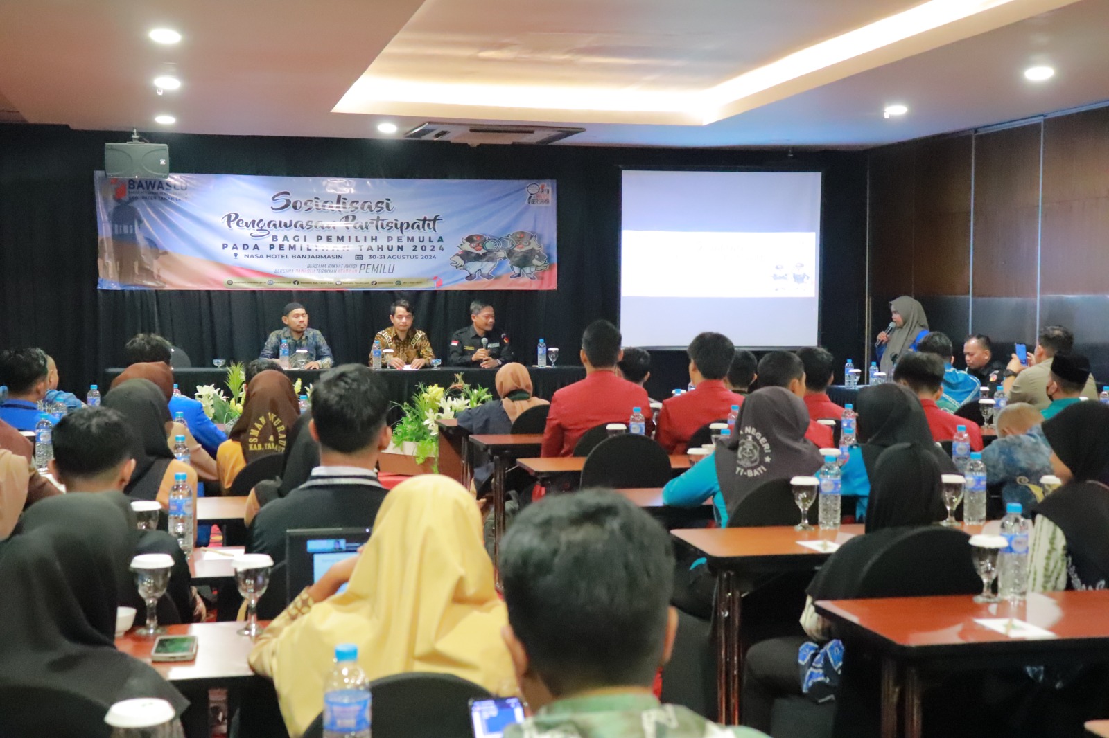 Sosialisasi Pengawasan Partisipatif bagi Pemilih Pemula untuk Pilkada 2024. Banjarmasin, 30/08/2024